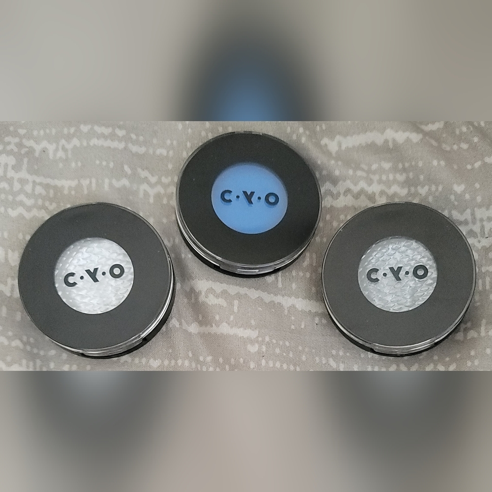 CYO eyeshadows